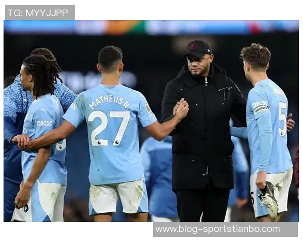 孔帕尼为妻子庆祝40岁生日专程回曼市包下豪华酒店盛大庆典 孔帕尼为妻子庆祝40岁生日专程回曼市包下豪华酒店盛大庆典